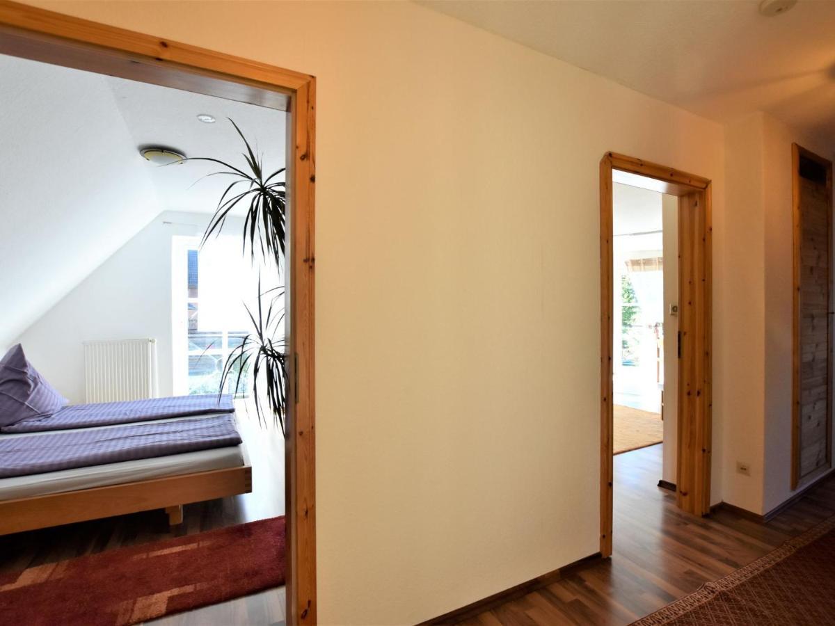 4 Room Holiday Apartment With Garden Kossau Zimmer foto
